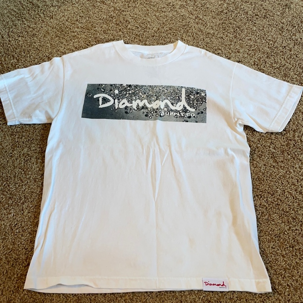 Men’s white T-shirt